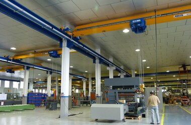 Three ABUS single girder overhead travelling cranes with a load capacity of 6.3 t each 