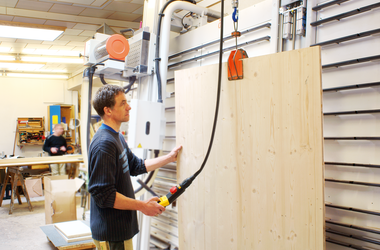 ABUS ABUCompact GMC chain hoist in use at Görg joinery in Rengsdorf