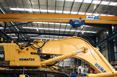 ABUS underflange trolley type U on ABUS overhead traveling crane with excavator at a company in Eilbek